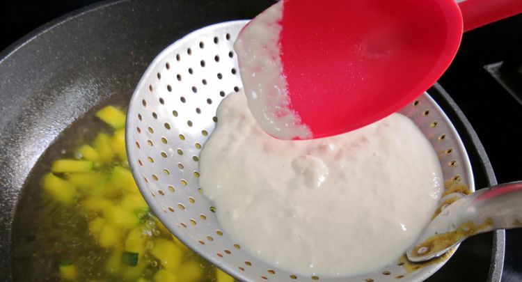 均匀|做了几十年的疙瘩汤,才知道个办法颗粒均匀,口感也更好