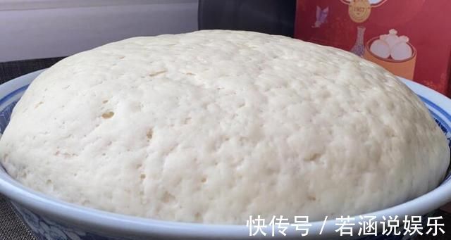 蒸馒头|没有酵母也能蒸馒头,只需加点它,家家户户都有,面团轻松发满盆