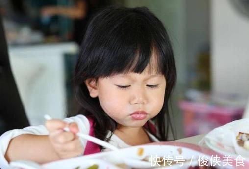 饮食禁忌|孩子什么时候能吃“大人饭”育儿专家这3个条件合适就可以