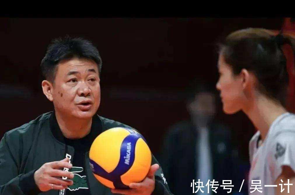 丁霞|女排二传恐面临人才荒,丁霞将转型当教练,姚迪休养缺席训练营