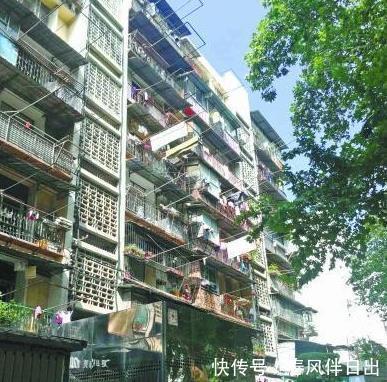 晾晒|上海出差发现一户人家阳台,太有才了!拍给大家瞧瞧,真大开眼界