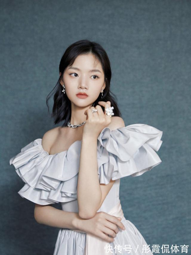 中年|别被发型毁了造型,看起来充满了“大妈感”,换发型推荐这几种