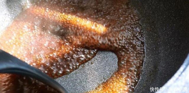 西兰花我家从不炒着吃,配上2两虾,咸鲜可口,每次米饭不够吃