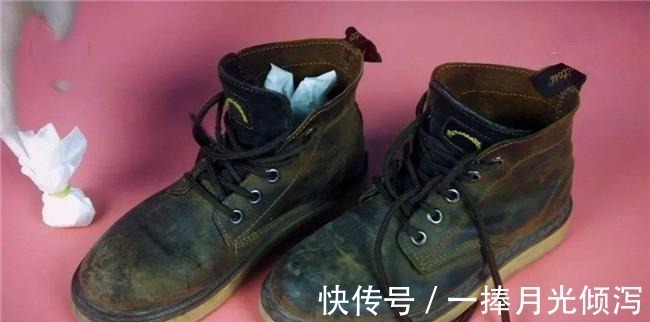 鞋子 鞋子太臭怎么快速去除 教你3个去鞋臭的方法, 轻松去除鞋子臭味!