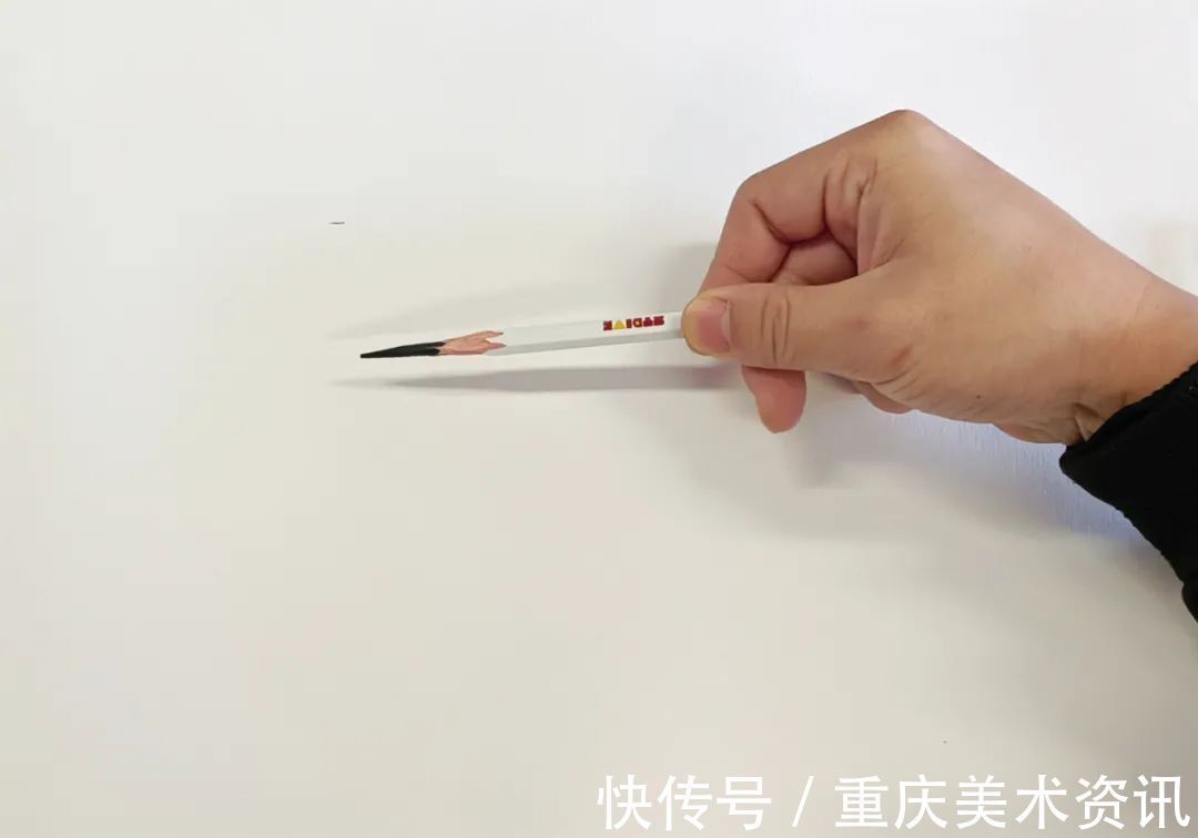 笔带&美术生初学者,素描应该用什么笔?