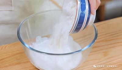 宝宝|从来没想过无油无水酸奶饼「宝宝辅食」还能这么做