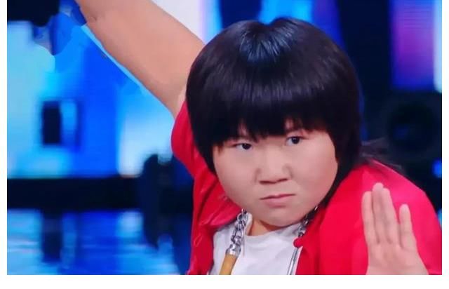 《点赞!达人秀》太精彩!谢霆锋当场邀请武术达人演电影