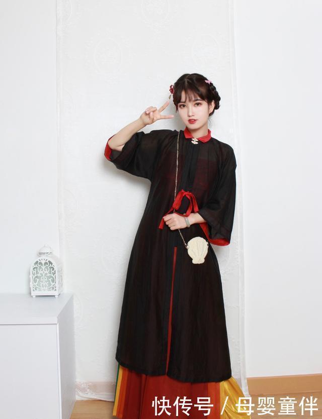 元素|最近火了一种叫“彩虹”的汉服,新奇又好看,路人也喜欢