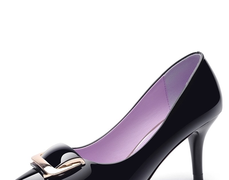 透气性 不是我吹,这种刚上新的高跟鞋,上脚保管让你穿出不一样的气质