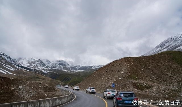 独库公路，就这条，一年只开五个月的公路