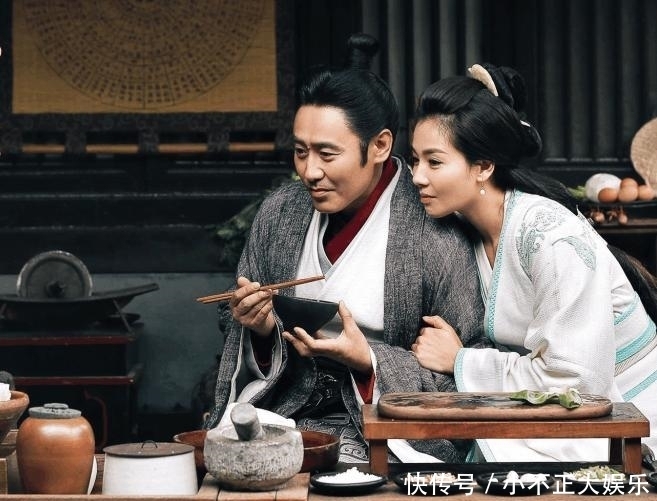 骑马|曹操下令谁的马践踏麦田就是死罪 结果自己骑马跃入 怎么办?