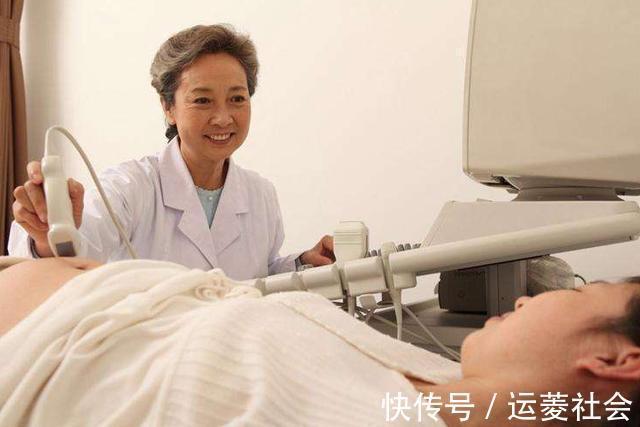 椰子|孕期严守八杯水还是发现羊水偏少,得知原因后,孕妈感到惭愧