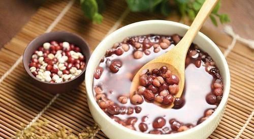 常吃3种食物,软化血管,防止血管堵塞,加强肠胃蠕动,排毒养颜