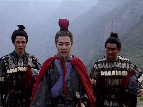 蜀汉|关羽、张飞情同手足,为何刘备登基后不给关张封王呢?