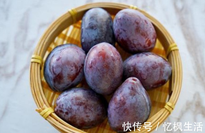 补血气|女人坚持经常吃几种水果,补血气抗衰老,美容养颜,排毒素身体好