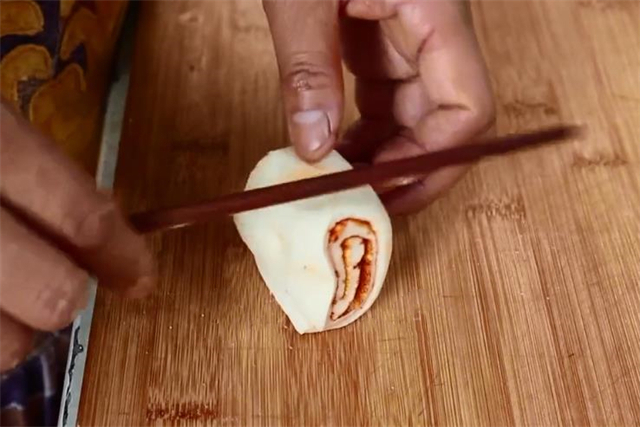 辣椒面|教你在家轻松蒸花卷馍,原来做法那么简单,看一遍就能学会
