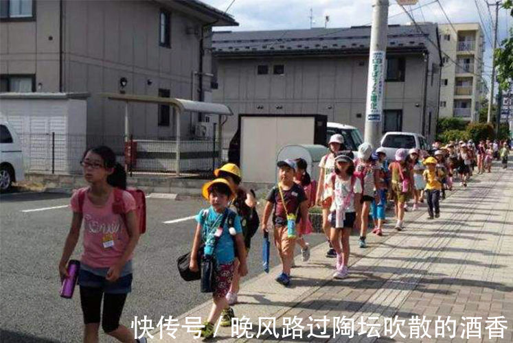 引人深思|先“禁摩”后“禁电”,宝妈质问:让我咋接娃?专家的话引人深思