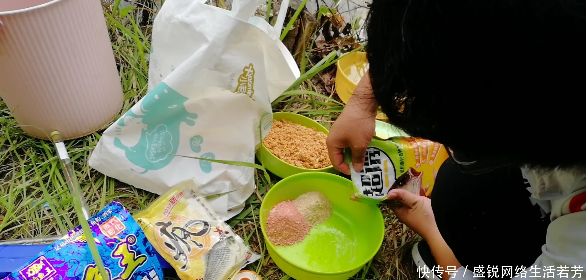 布窝打窝学问多，学会这样去打窝，才能诱鱼快钓得多！