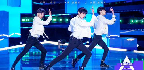 《创造营2021》首播，出现三大槽点，男团选秀，或恐要糊