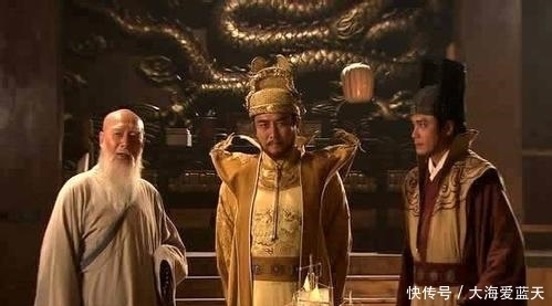  和尚|朱元璋进寺庙上香，问和尚：皇帝要跪拜佛吗？和尚的回答太有才了