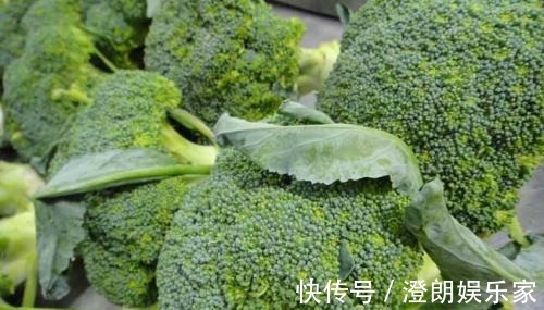 胡萝卜素|会吃的人最健康,3种蔬菜每天吃点,排毒养颜、滋补身体,显年轻