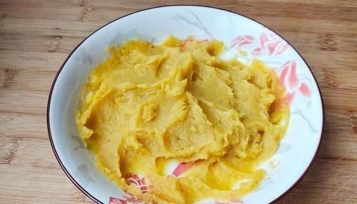 冬天这美味抓紧吃,酥香软糯,我家每年做几百个,家人依然吃不腻