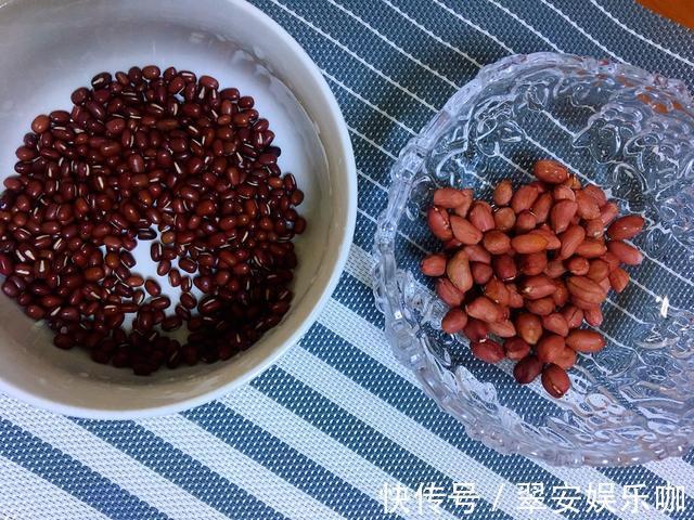 食材|花生红豆做成豆浆,味道好喝,营养又滋补,尤其是女人要常喝