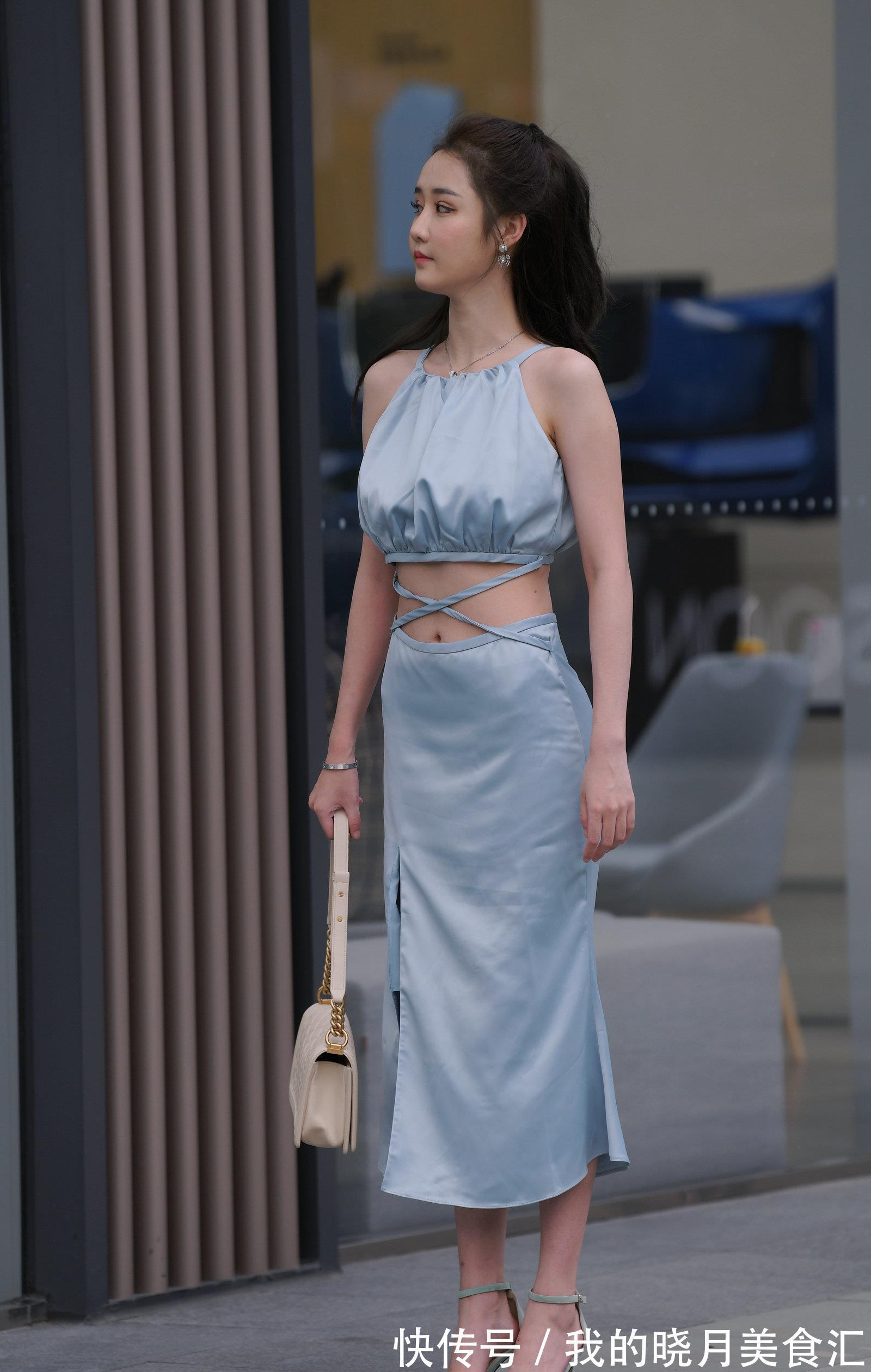 九分裤|裙子怎么选颜色,除了纯色还有碎花,穿出浪漫的气息美的活力