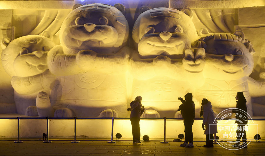 夜游|走进长春冰雪乐园 感受冰雪奇幻夜游