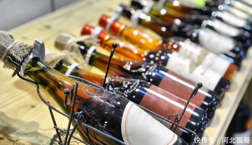 到底|超市的进口红酒,才卖30元一瓶,到底能不能喝?看看行家怎么说