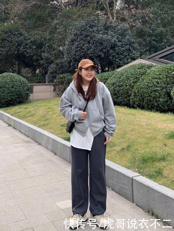 微胖女孩冬季“显瘦”有妙招，分享9套个性冬装，直接照着穿