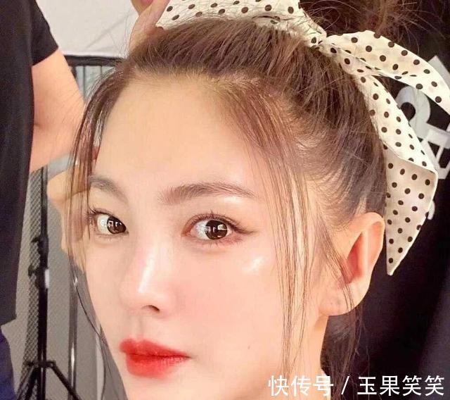 红酒色 这些显白色号你知道吗,VNK方糖口红亮丽抢眼,阿玛尼提升气色!