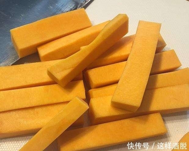 简单|简单酥香的蛋黄焗南瓜, 我来教你怎么做!简单易学