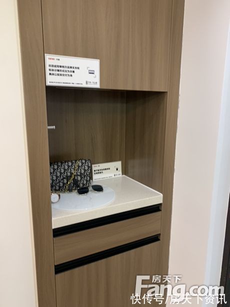 万科|从万科·天山府现场发来一条项目新消息,请查看