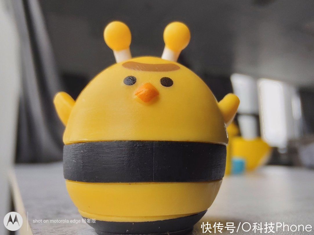 轻奢版|摩托罗拉 edge轻奢版体验！开始走主流路线，拍照和设计成提升重点