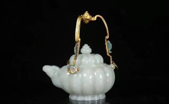 新货|新货忽悠挣大钱,老货诚心难交易古玩市场的乱象何时能休