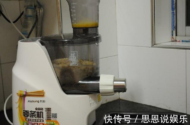 花生|香酥油角，年味儿十足，外焦里嫩，金黄色的大人小孩都喜欢