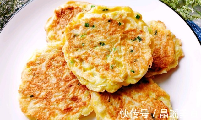 营养成分|孩子想吃香蕉饼，自己在家就能制作，香甜可口太美味了