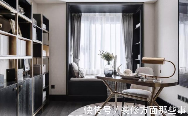 现代|138平现代风四居室，黑白灰的主色调完美承接、过渡了自然光线