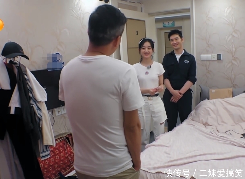 开餐厅买菜给300，一顿火锅吃掉700，这个节目已变味