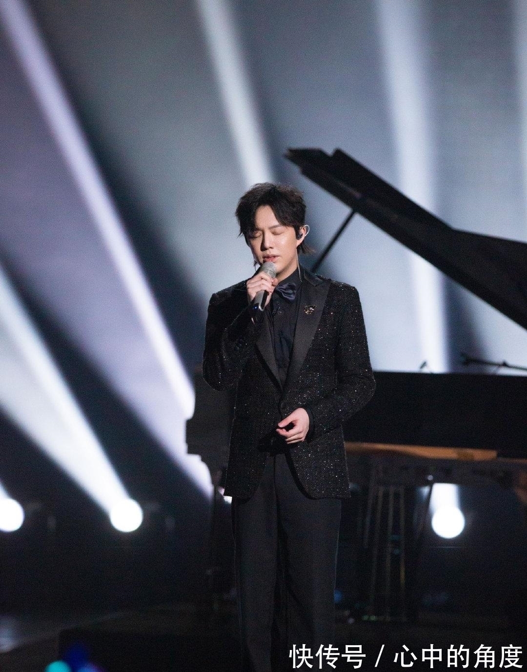 李響|同是男藝人追夢的節目,為什么《披荊斬棘的哥哥》更“高級”?