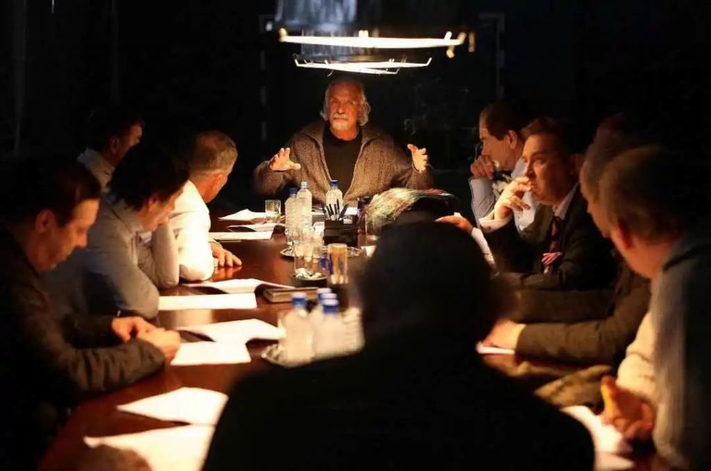  这一|《十二怒汉》：这一版是俄罗斯翻拍的