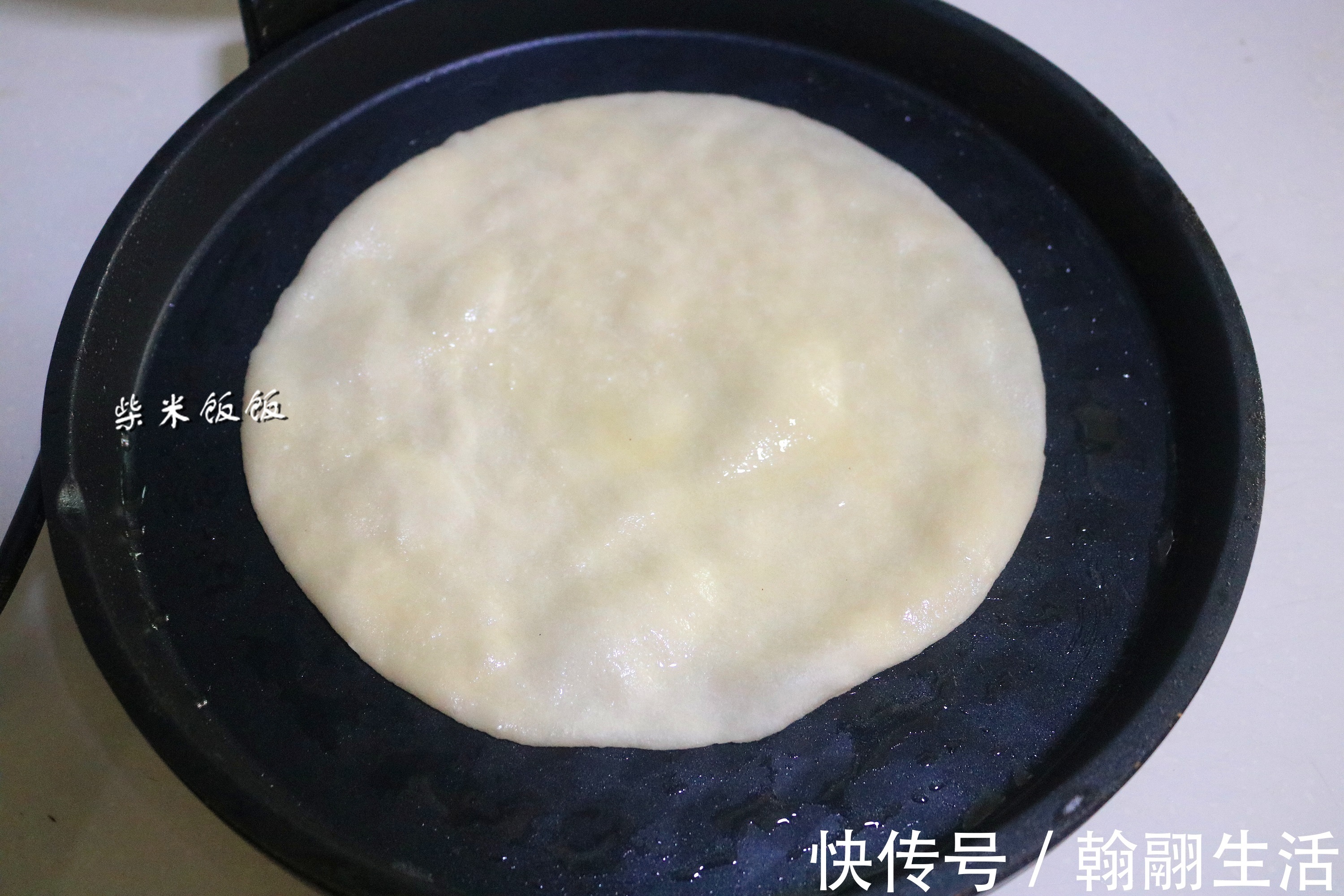 面团|晚上揉面团,早上来烙饼,省时省力,香软好吃,比发面饼更美味