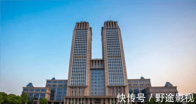 楼市|上海楼市的危与机，回不去的房价，魔都之城上海楼市的潜力