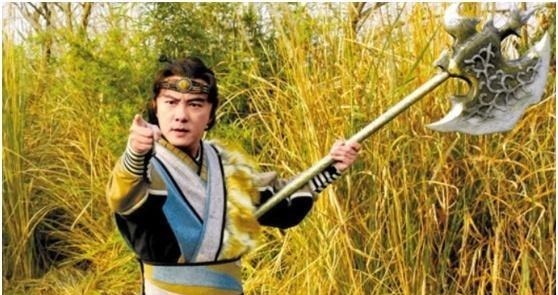 王伯#隋唐第一女将,杀罗士信擒瓦岗9员大将,为爱而降却被丈夫斩杀