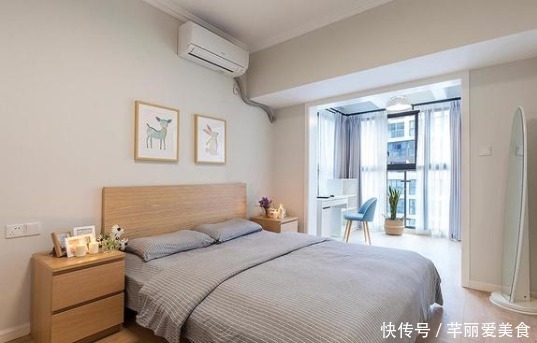背景墙|她家148平米，进门就被玄关迷住，不做吊顶跟背景墙，阳台超漂亮