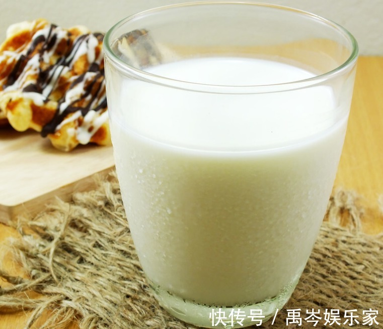 调味品|比盐和八角还伤害大的调味品，若孩子吃得多，身材矮小长个困难