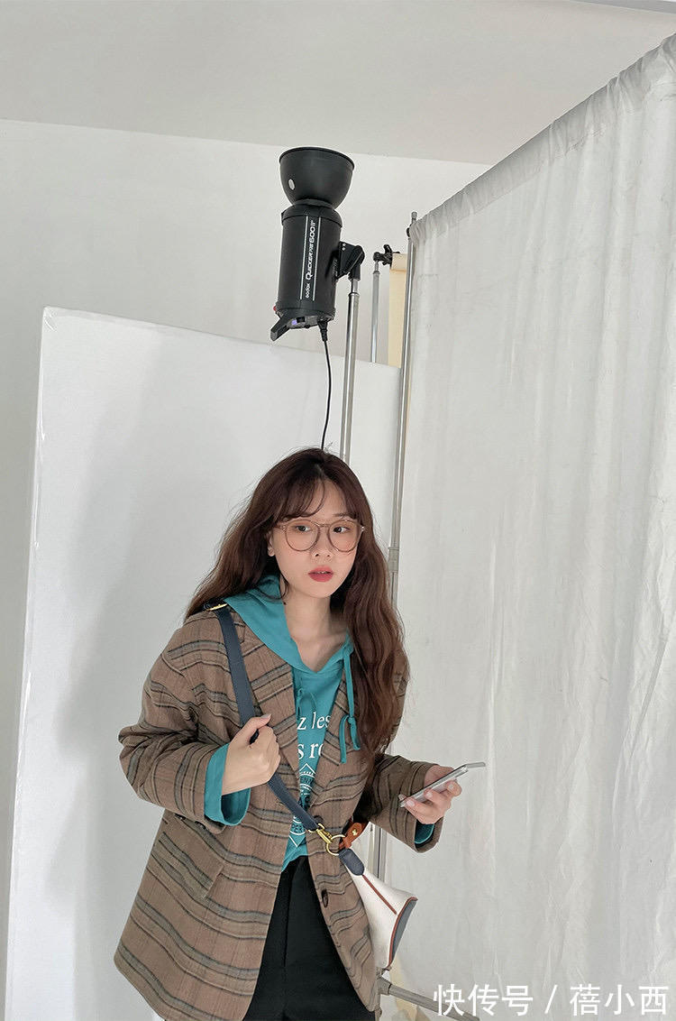 西装外套|“西装”才是永不过时的秋季单品,get这些穿衣技巧,谁穿谁时髦