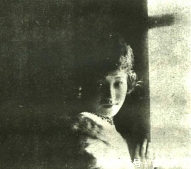 刘海粟$陆小曼绝版老照片,第一张婉约佳人,最后一张与徐志摩西湖留影