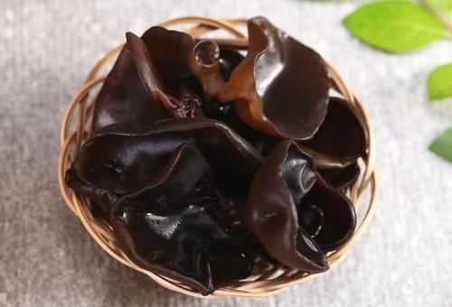 净化|天然的“溶栓王”终于被找到，每天吃一点，净化血液，远离血栓